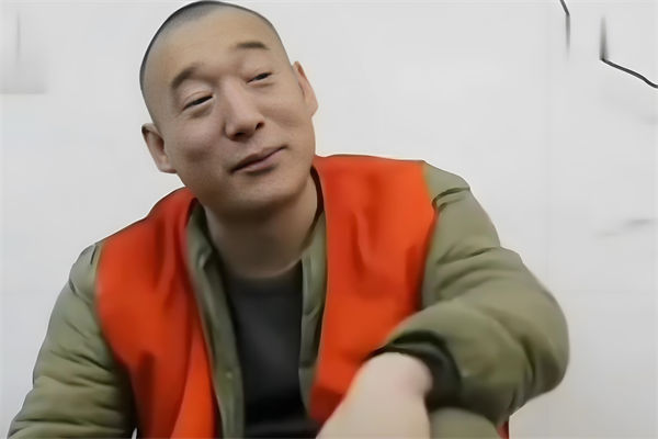 大力出奇迹是什么梗?